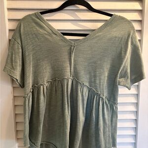 American Eagle Outfitters Sage Green Short Sleeve Top